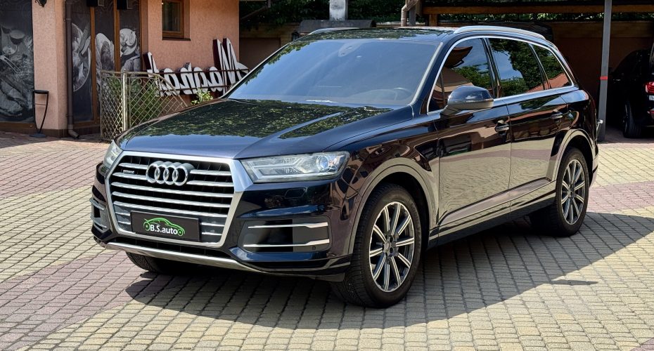 Audi Q7 2016p продається за 28 000$