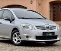 Toyota Auris 2011р фото