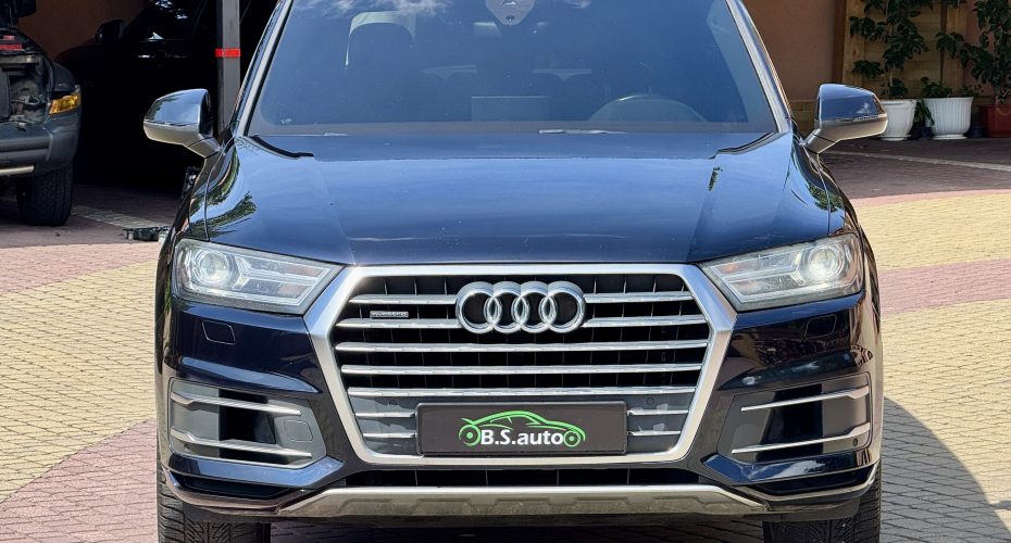 Audi Q7 2016p продається за 28 000$