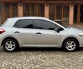 Toyota Auris 2011р фото