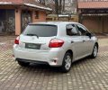 Toyota Auris 2011р фото
