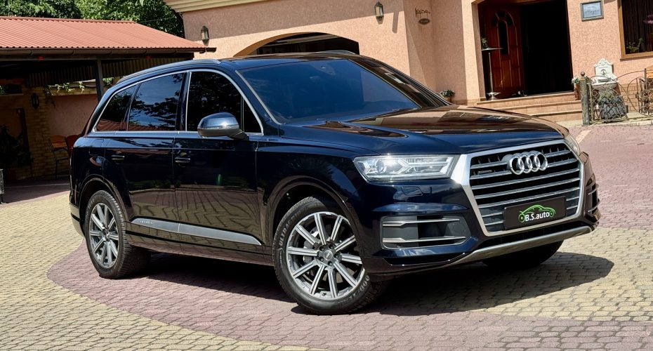 Audi Q7 2016p продається за 28 000$