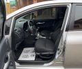 Toyota Auris 2011р фото