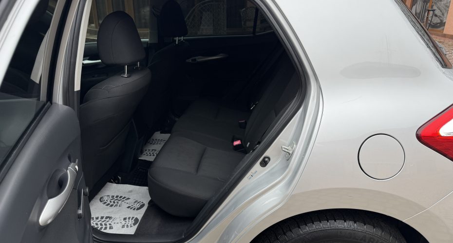 Toyota Auris 2011р продається за 6 900$