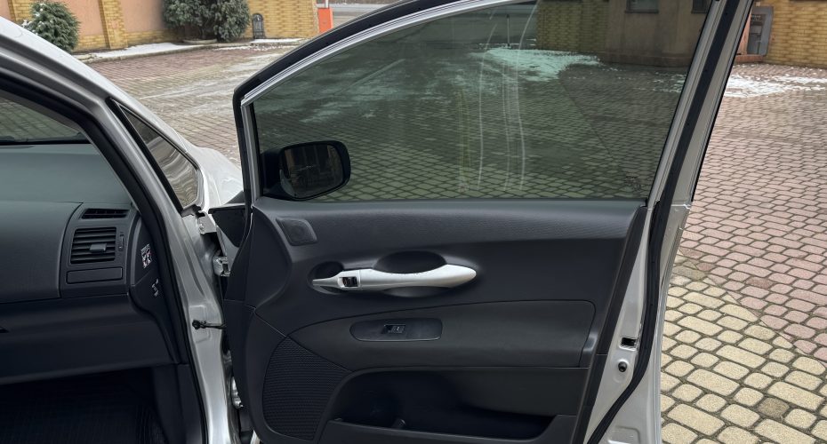 Toyota Auris 2011р продається за 6 900$