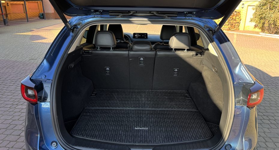 Mazda CX-5 2024 рік продається за 25 600$ 