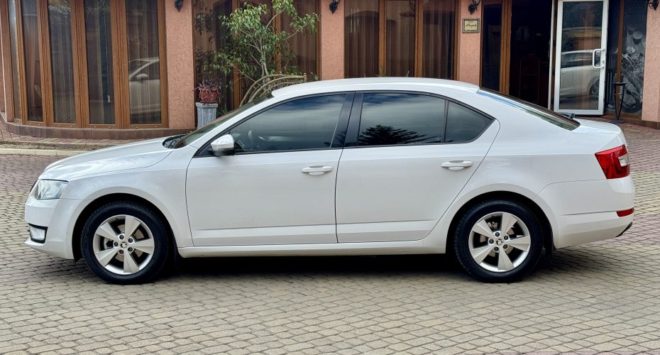 Skoda Octavia 2015p продається за 11 000$ 