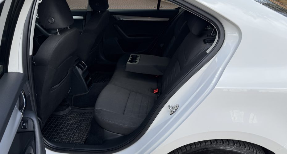 Skoda Octavia 2015p продається за 11 000$ 