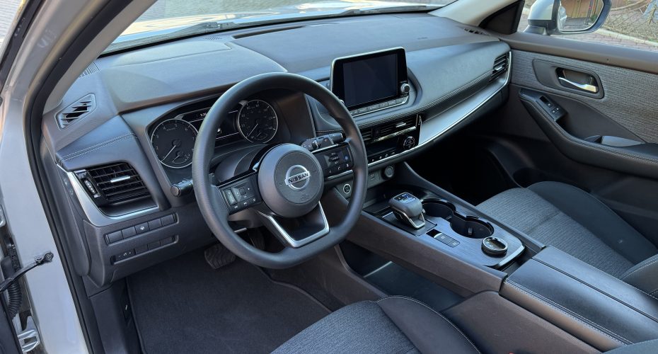 Nissan Rogue SV 2021 продається за Продано