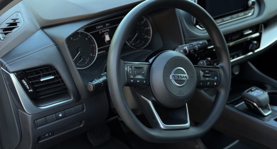 Nissan Rogue SV 2021 продається за Продано