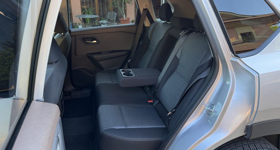 Nissan Rogue SV 2021 продається за Продано