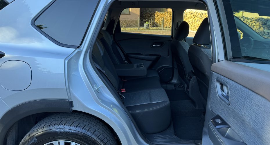 Nissan Rogue SV 2021 продається за Продано