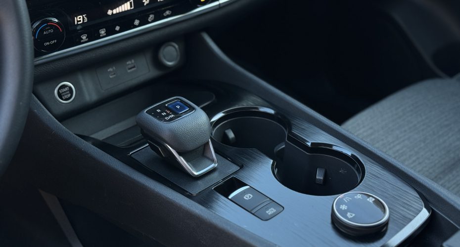 Nissan Rogue SV 2021 продається за Продано