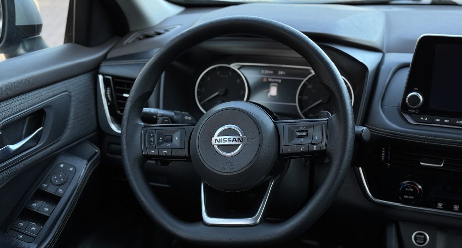 Nissan Rogue SV 2021 продається за Продано