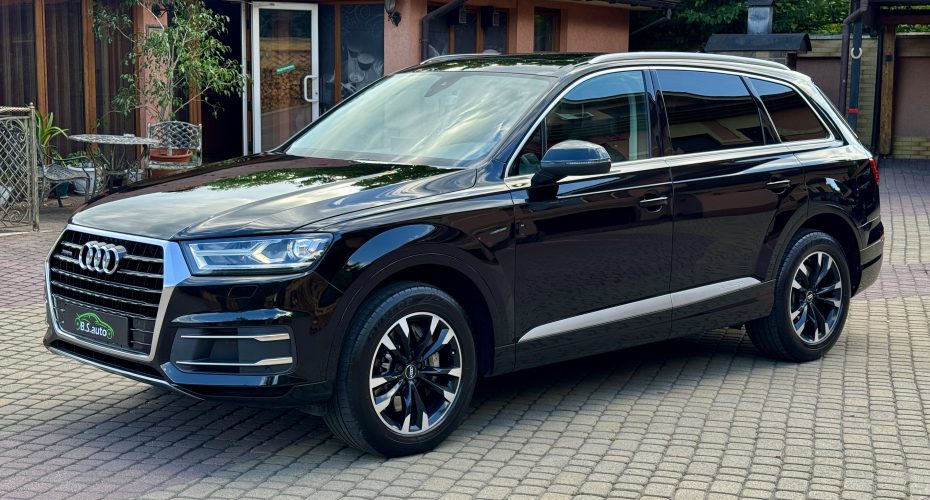 Audi Q7 2016р продається за 25 900 $