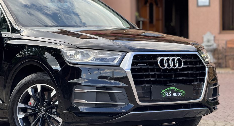 Audi Q7 2016р продається за 25 900 $