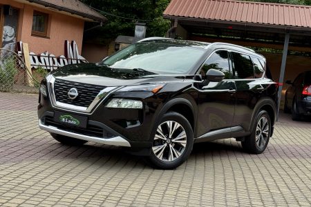 Nissan Rogue SV 2022 photo