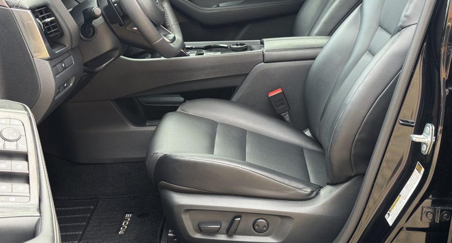 Nissan Rogue SV 2022 продається за Продано
