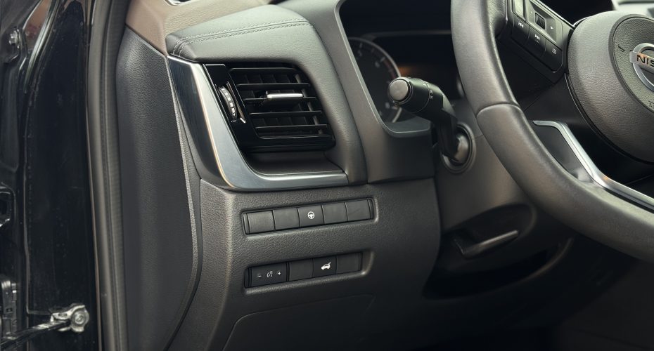 Nissan Rogue SV 2022 продається за Продано