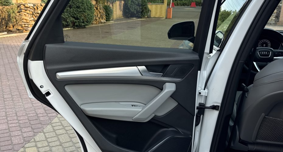 Audi Q5 2024p продається за Продано