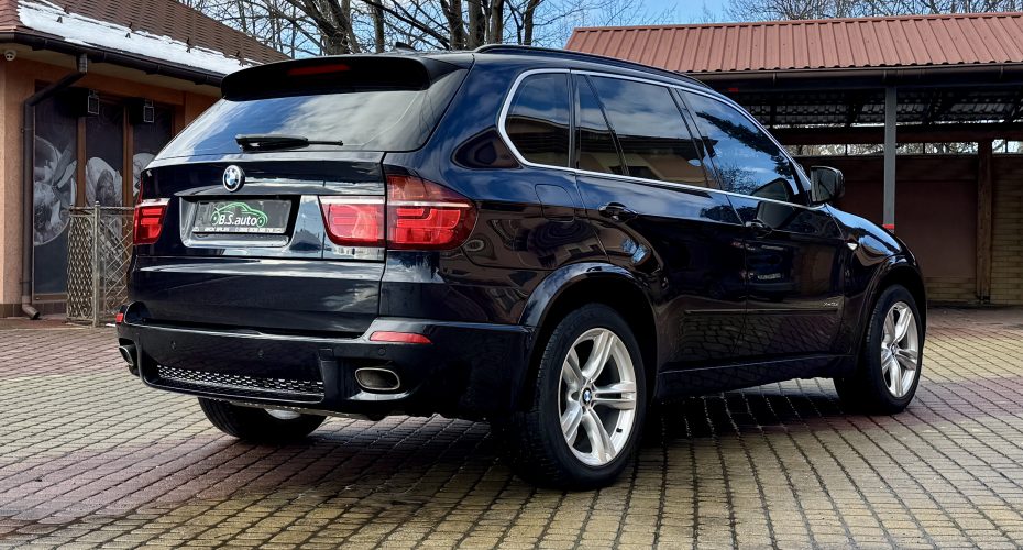 BMW X5 2013р продається за 18 990$