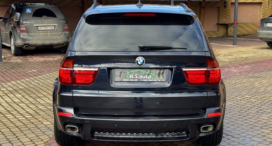 BMW X5 2013р продається за 18 990$