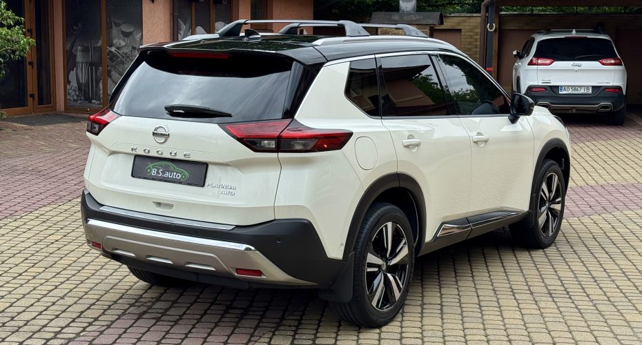 Nissan Rogue Platinum 2021р продається за Продано
