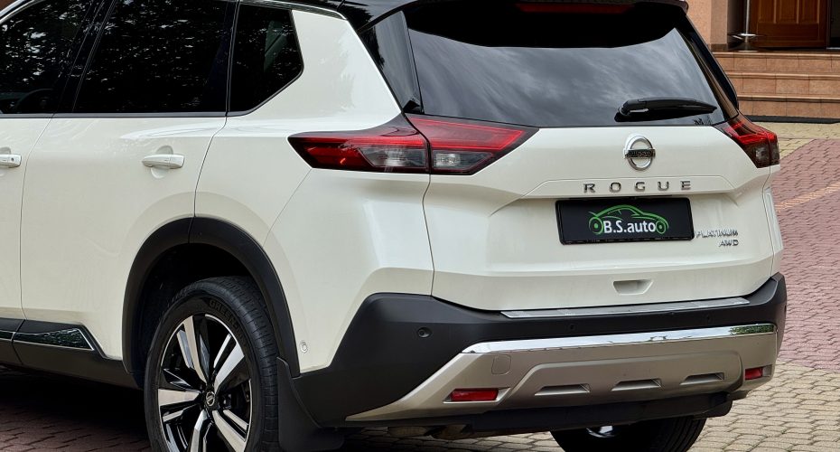 Nissan Rogue Platinum 2021р продається за Продано