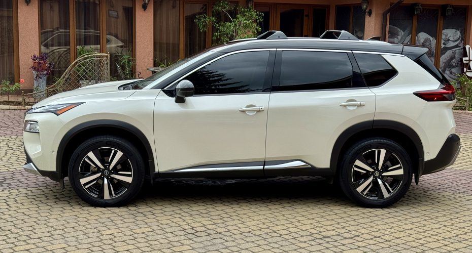 Nissan Rogue Platinum 2021р продається за Продано