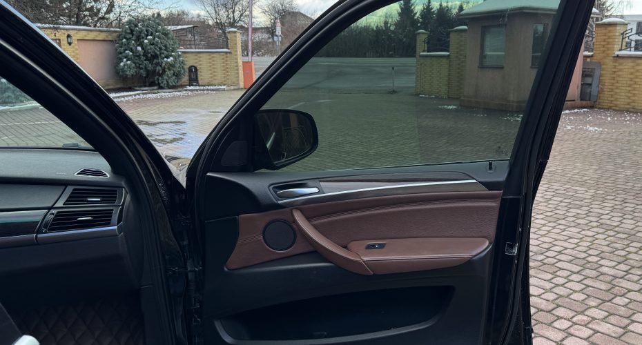BMW X5 2013р продається за 18 990$
