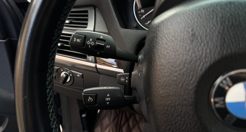 BMW X5 2013р продається за 18 990$