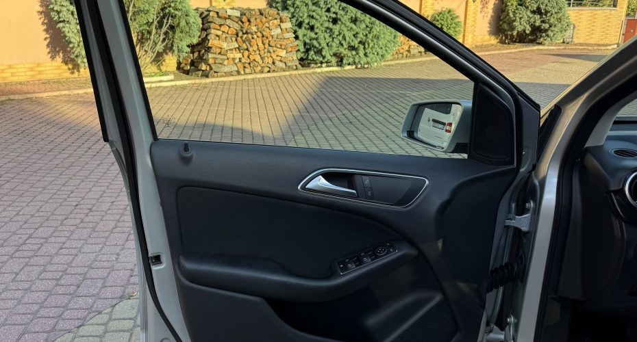 Mercedes-Benz B-Class 2014p продається за 10 999 $ 