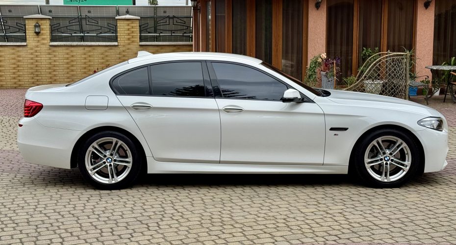 BMW 5 Series 2015 продається за 19 999$