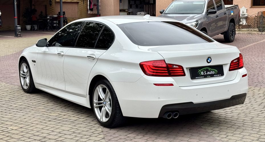 BMW 5 Series 2015 продається за 19 999$