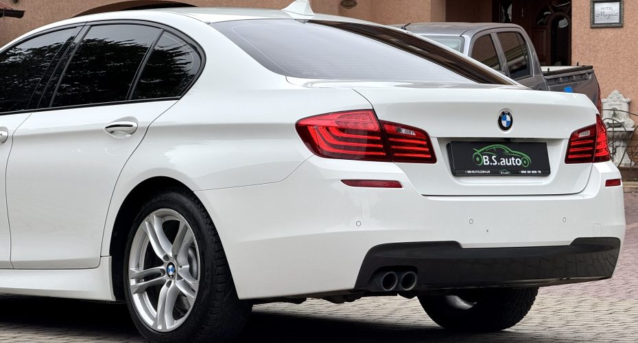 BMW 5 Series 2015 продається за 19 999$