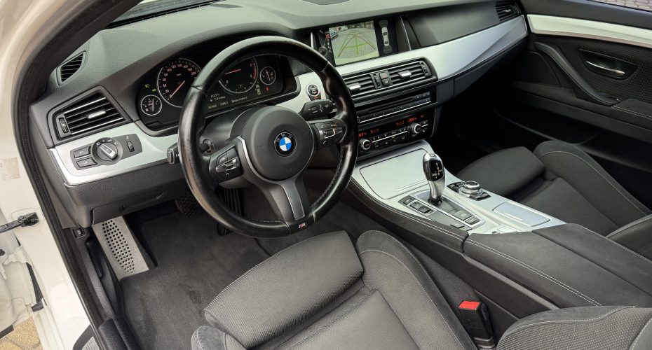 BMW 5 Series 2015 продається за 19 999$