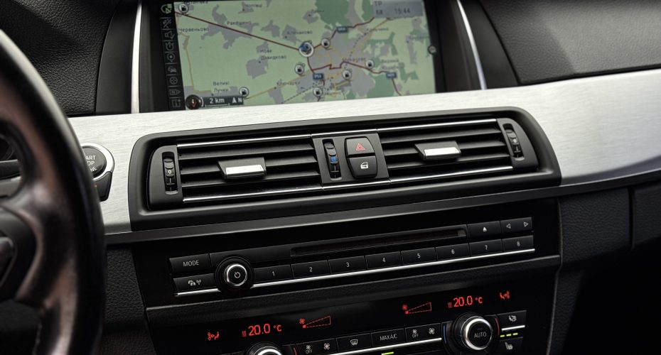 BMW 5 Series 2015 продається за 19 999$