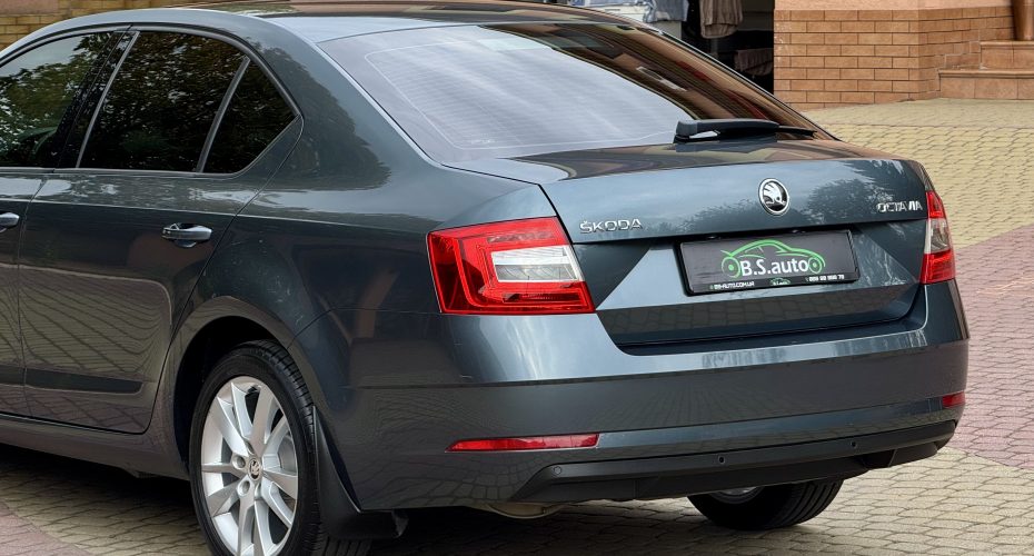 Skoda Octavia А7 2019р продається за 17 500 $