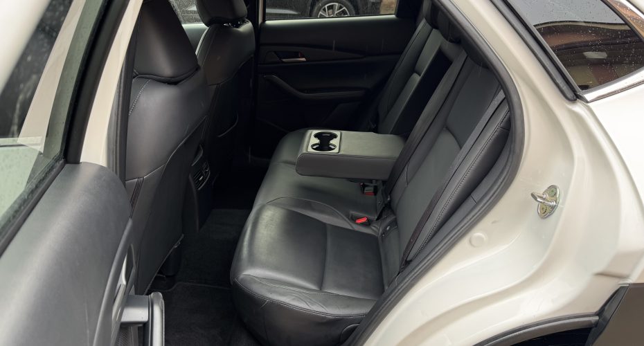 Mazda CX30 2024р продається за 19.999