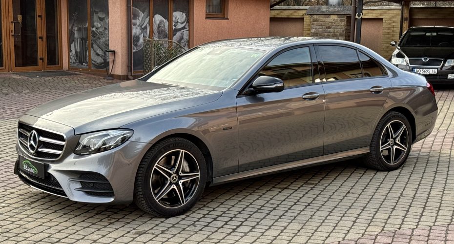 Mercedes-benz E300d 2019 р продається за 42.000 $