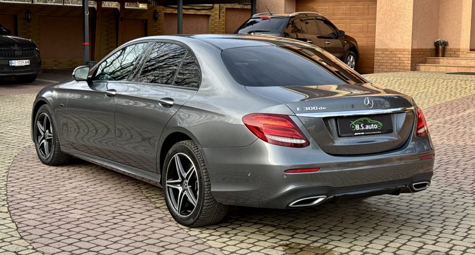 Mercedes-benz E300d 2019 р продається за 42.000 $