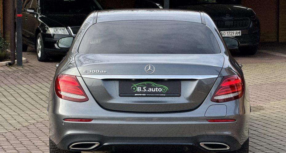Mercedes-benz E300d 2019 р продається за 42.000 $