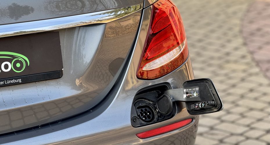 Mercedes-benz E300d 2019 р продається за 42.000 $