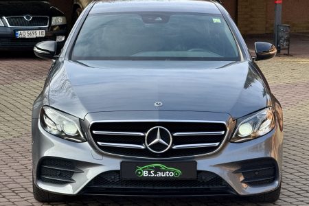 Mercedes-benz E300d 2019 р photo