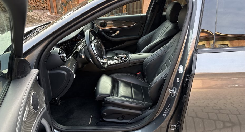 Mercedes-benz E300d 2019 р продається за 42.000 $