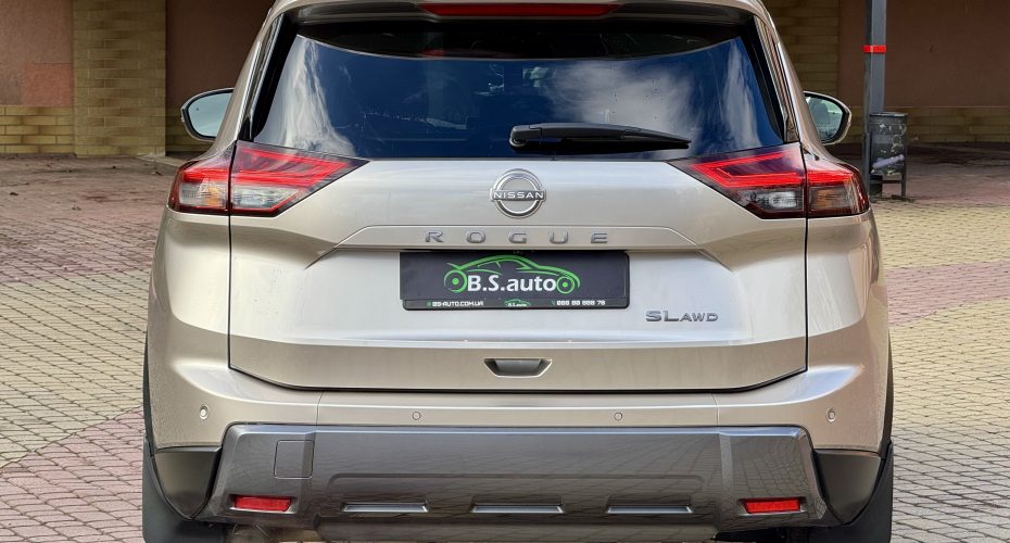 Nissan Rogue 2024 р продається за 27 900 $