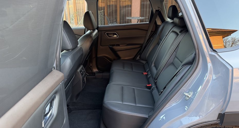 Nissan Rogue Platinum 2023 р продається за 27 800 $