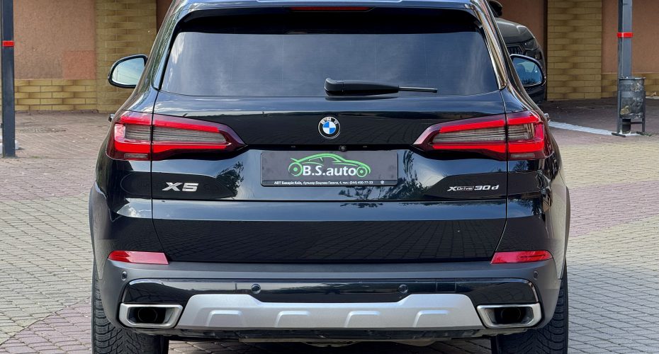 BMW X5 2020 р продається за 49 999 $