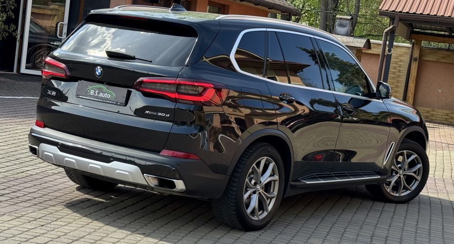 BMW X5 2020 р продається за 49 999 $