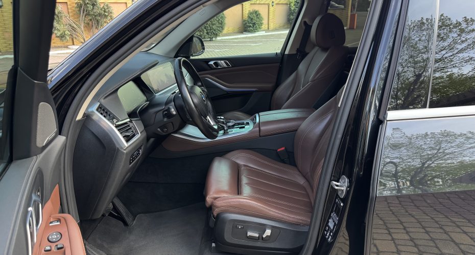 BMW X5 2020 р продається за 49 999 $